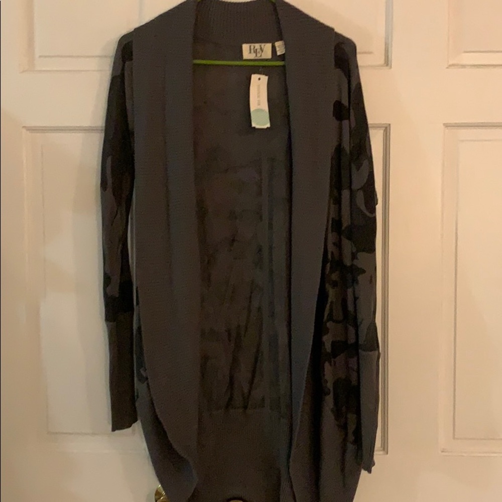 NWT REV Camo open front cardigan - Large